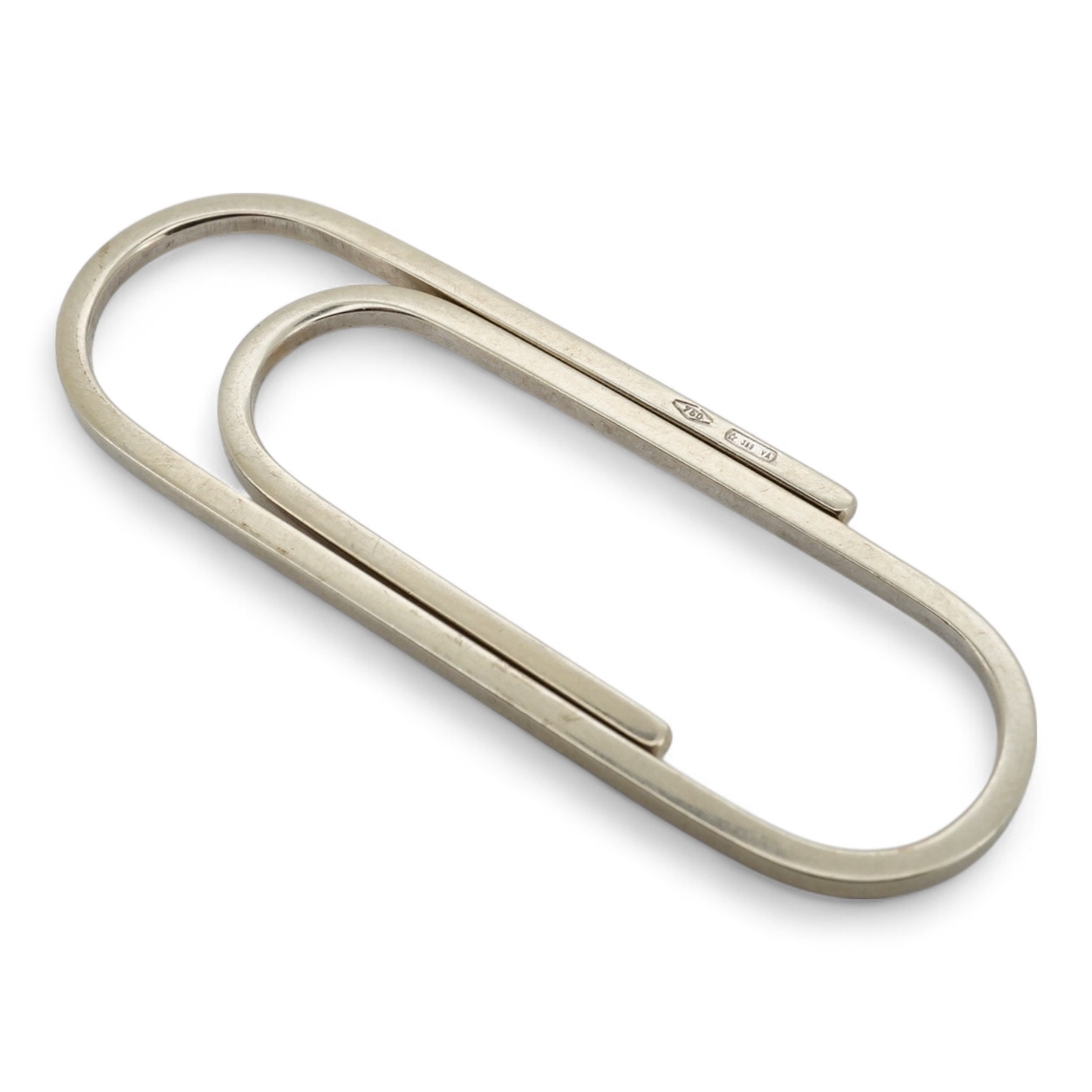 A mid to late 20th century Italian yellow metal (stamped 750) paper clip, 57mm, 9.9 grams.